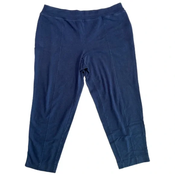 Terra & Sky Navy Blue Crop Leggings - Picture 2 of 5